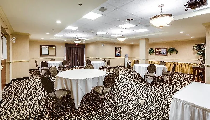 Monte Carlo Inn Brampton Hotel
